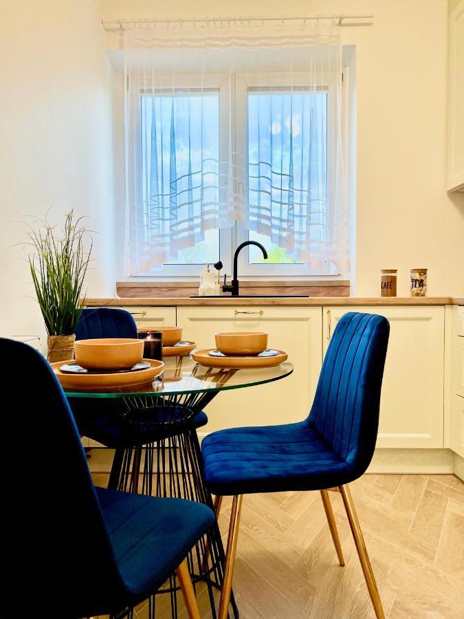 B&W Luxurious Apartment In The Heart Of Wroclaw Dış mekan fotoğraf